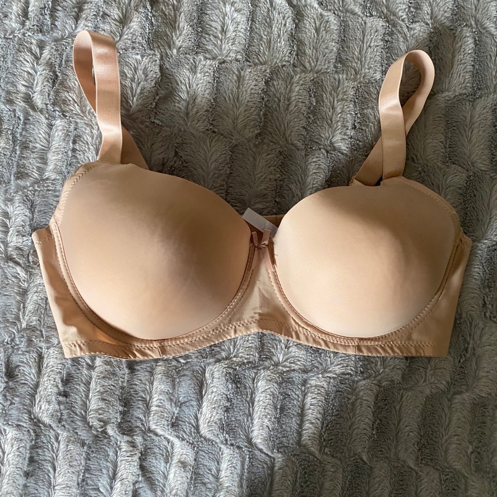 44DD  BRA